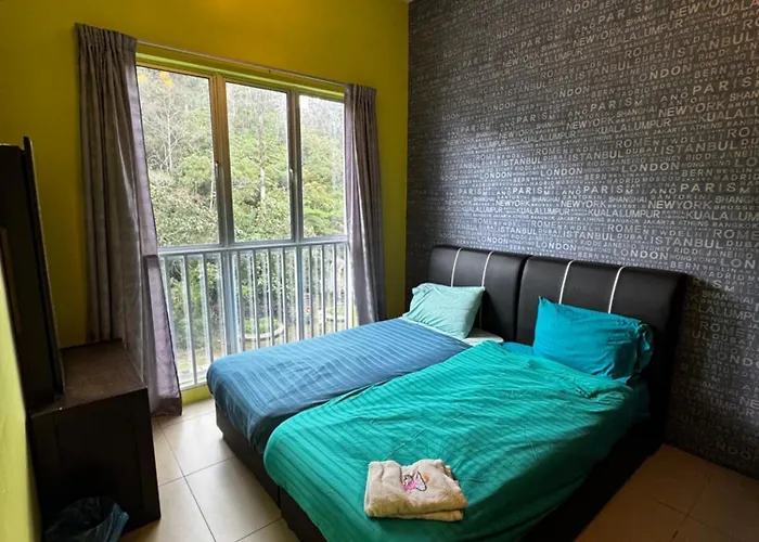 Cameron Forest Home - Golden Hills